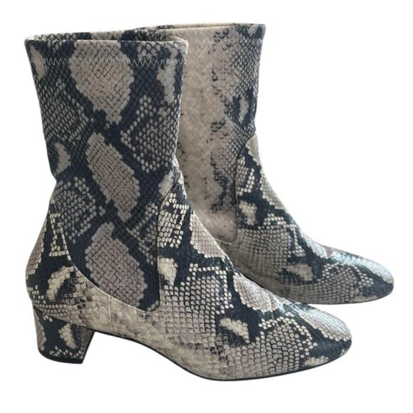 Stuart Weitzman Ernestine Python Print Leather Boots Gray Cream Size 7.5 - Picture 2 of 12